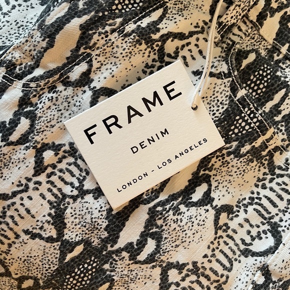 Frame python print skirt - Picture 6 of 9